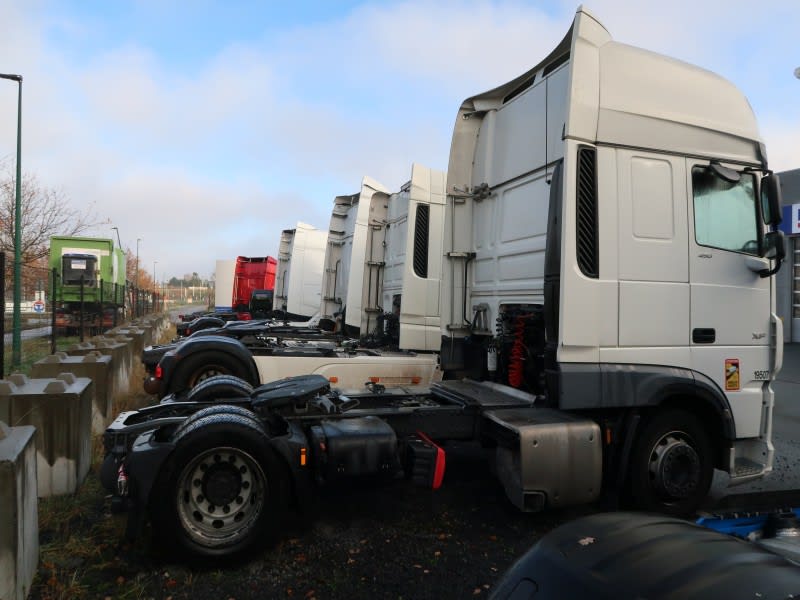 DAF XF 450 FT 4X2 LOW DECK null