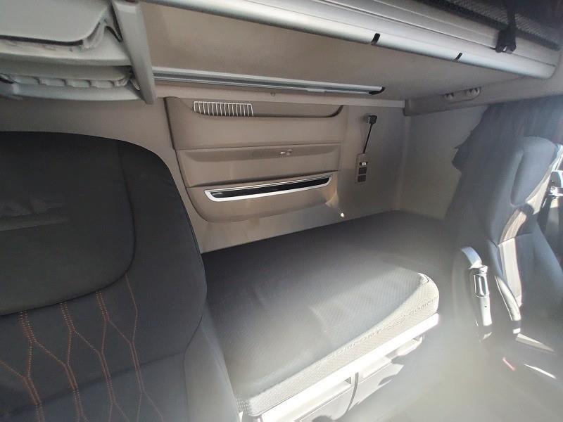 DAF XF 480 FT 4X2 LOW DECK null