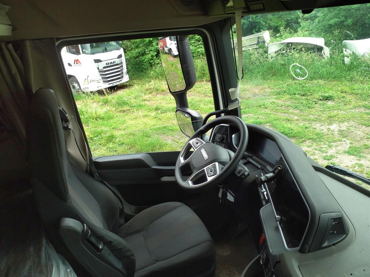 DAF XFn 480 FT 4X2 null