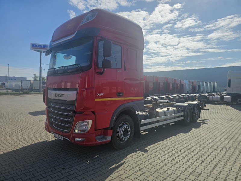 DAF XF 480 FAR 6X2 R Des photos à venir bientôt