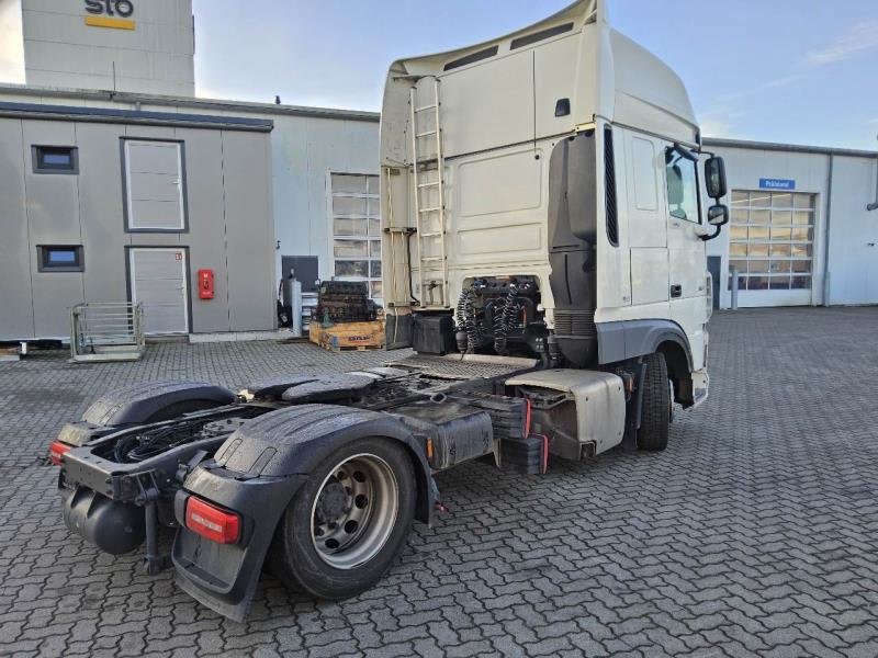 DAF XF 480 FT 4X2 LOW DECK null
