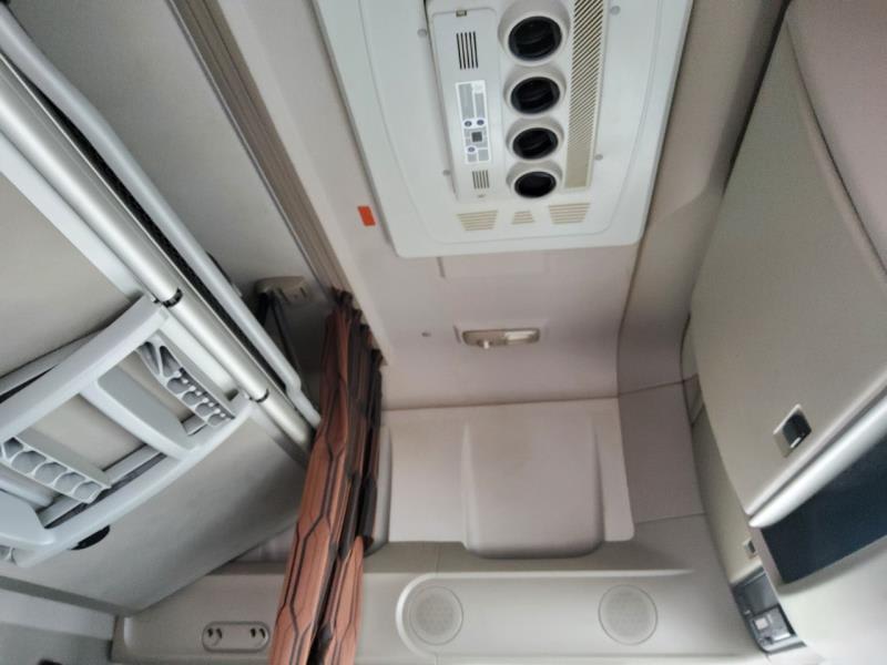 DAF XF 480 FAN 6X2 N null