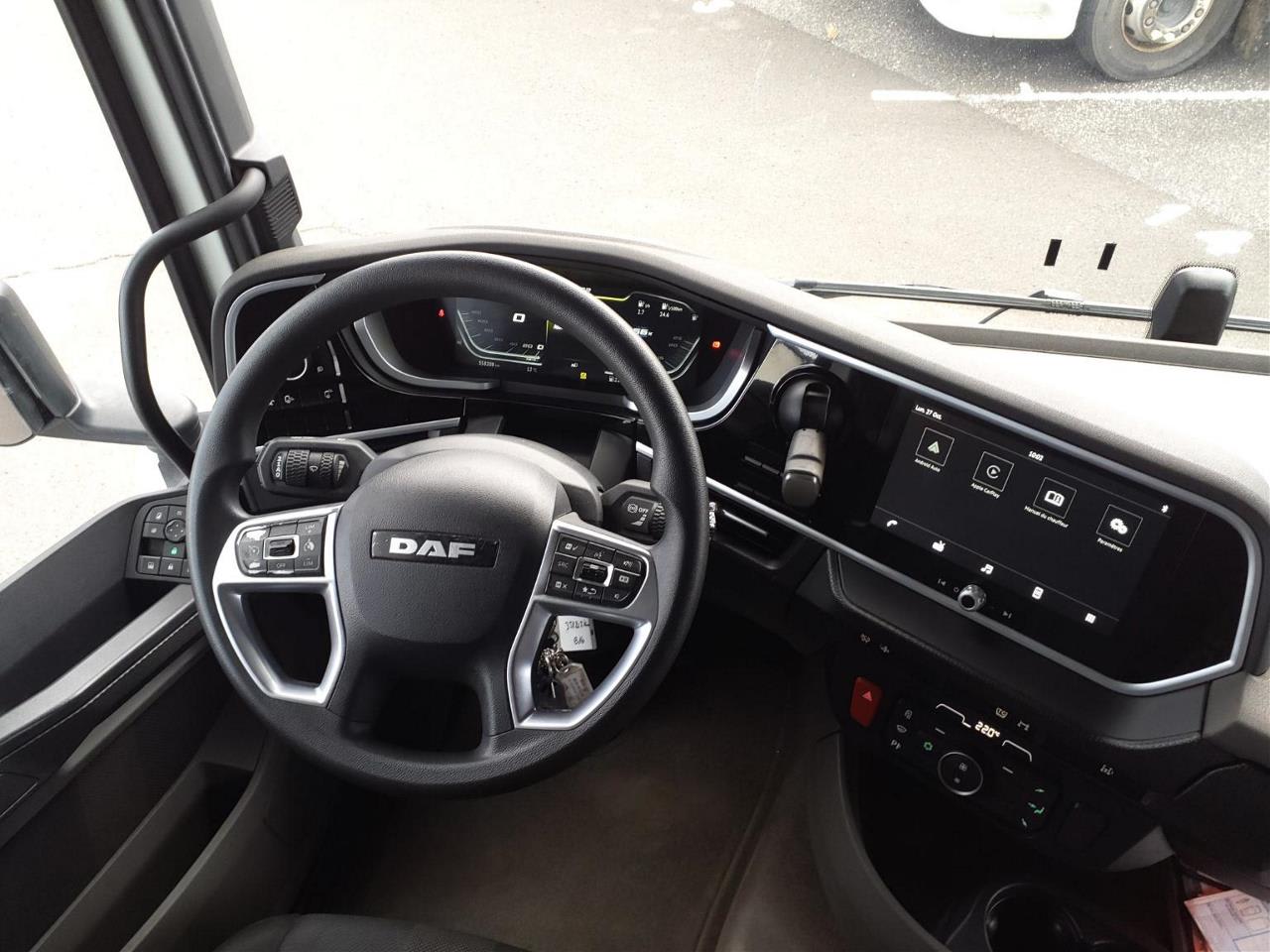 DAF XFn 530 FT 4X2 null