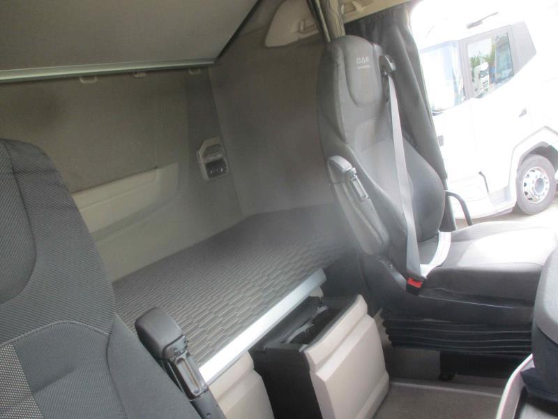 DAF XG 480 FT 4X2 LOW DECK null