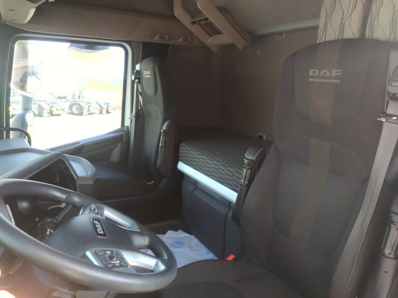 DAF XFn 430 FT 4X2 null