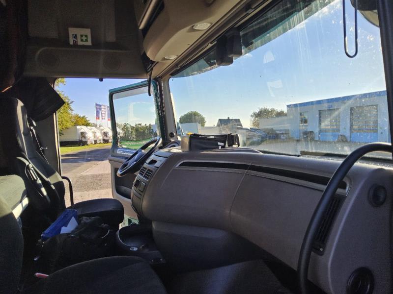 DAF XF 480 FT 4X2 LOW DECK null