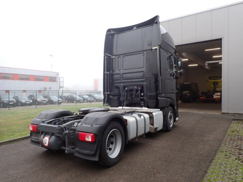 DAF XF 480 FT 4X2 LOW DECK null