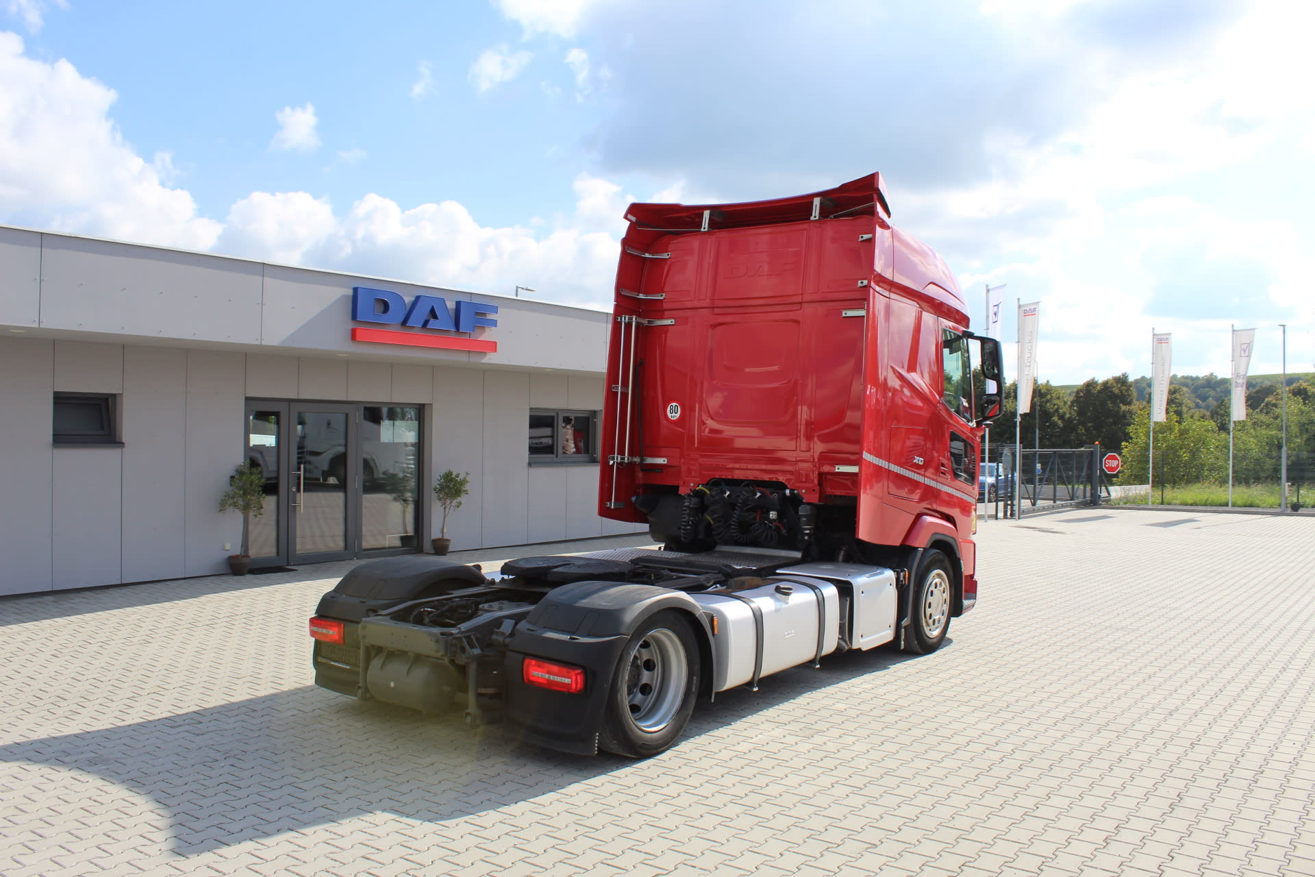 DAF XG 480 FT 4X2 LOW DECK null