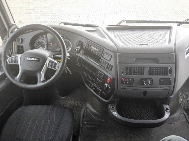 DAF XF 480 FAR 6X2 R null