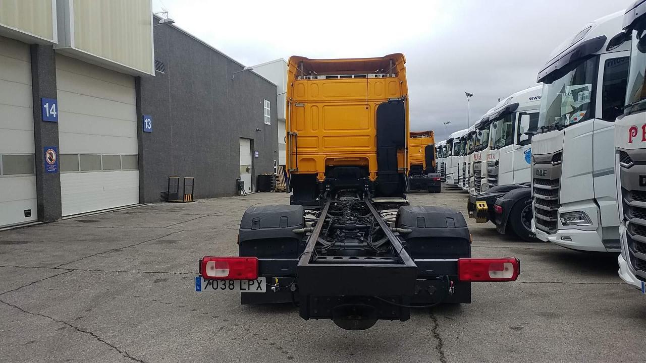 DAF XF 480 FA 4X2 LOW DECK null