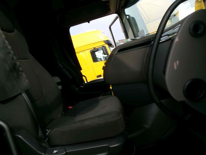 DAF XF 480 FT 4X2 LOW DECK null