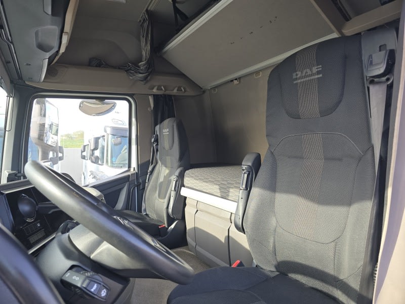 DAF XFn 430 FT 4X2 null