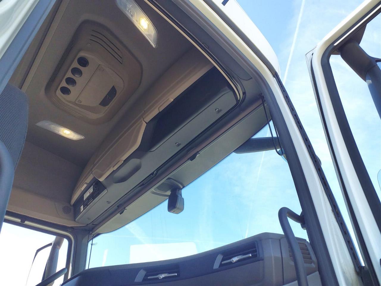 DAF XFn 480 FT 4X2 null