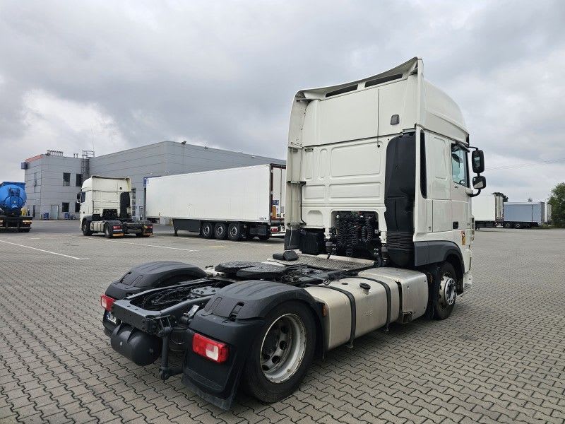 DAF XF 480 FT 4X2 LOW DECK null