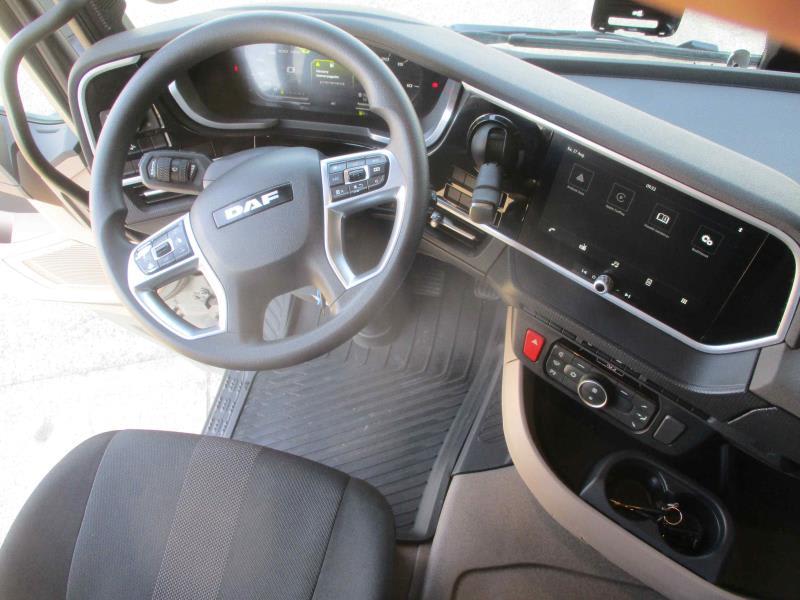 DAF XG 480 FT 4X2 LOW DECK null
