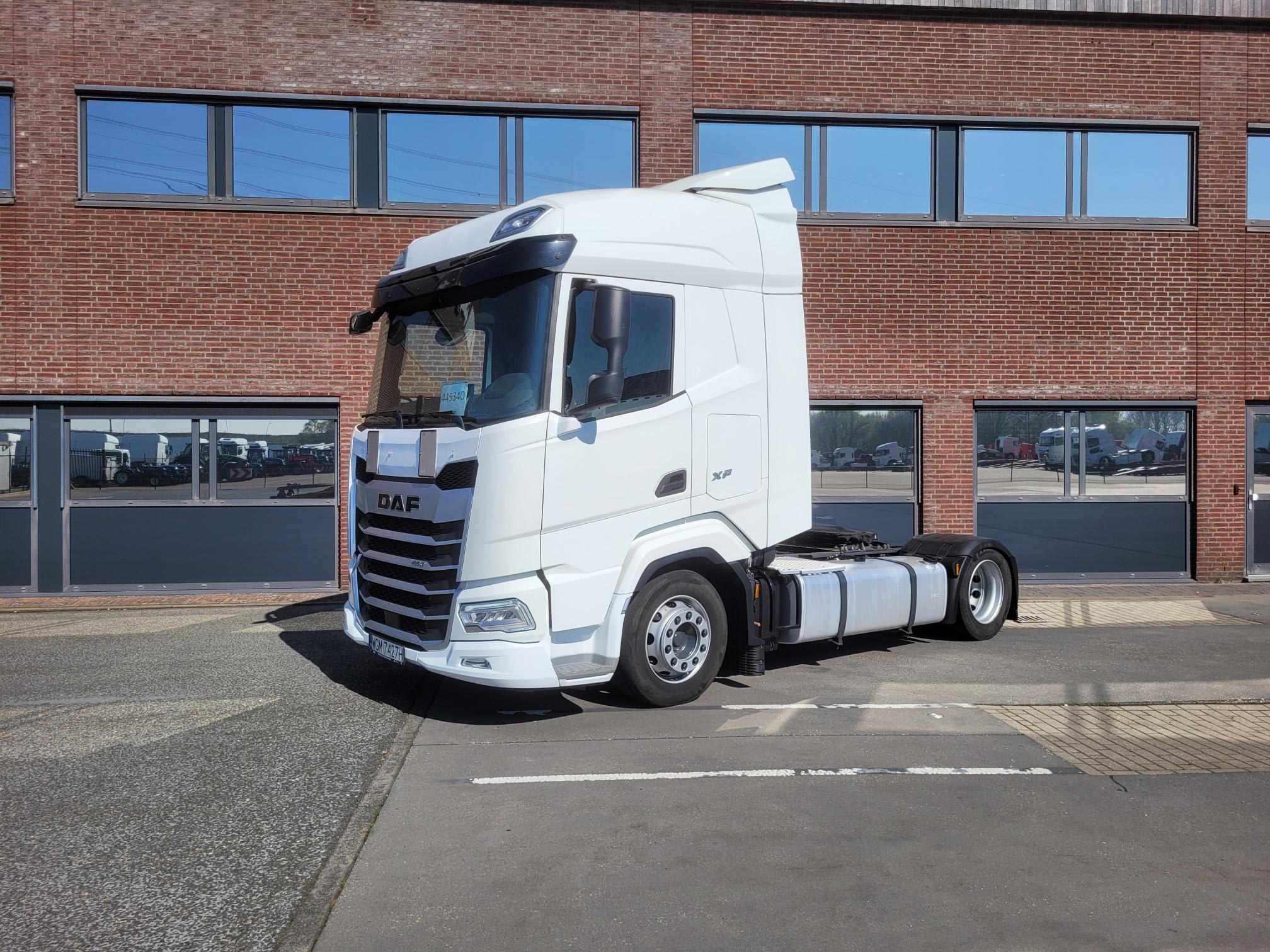 DAF XFn 480 FT 4X2 LOW DECK null