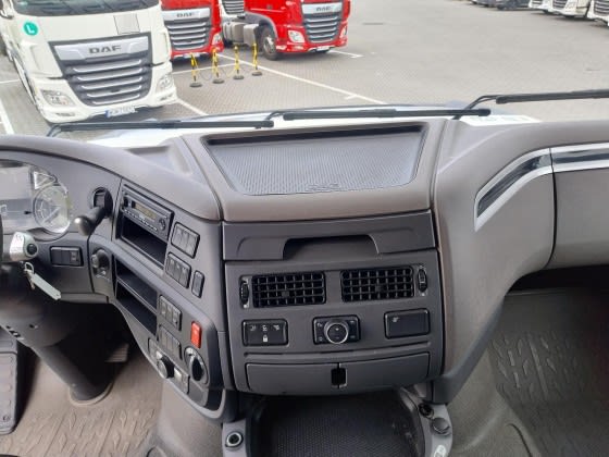 DAF XF 480 FT 4X2 LOW DECK null