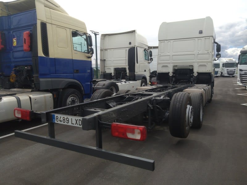 DAF XF 480 FAR 6X2 R null