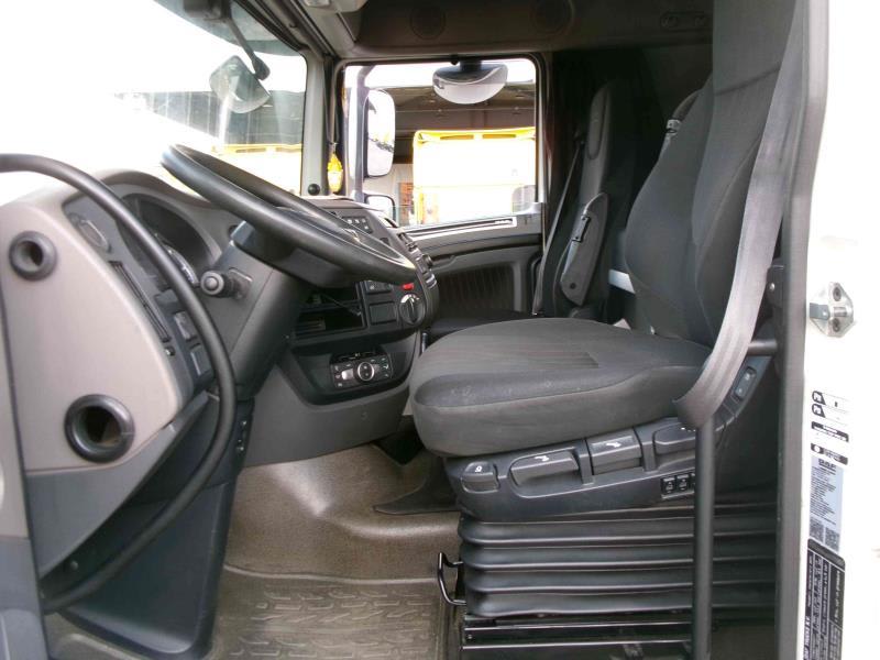 DAF XF 480 FT 4X2 LOW DECK null