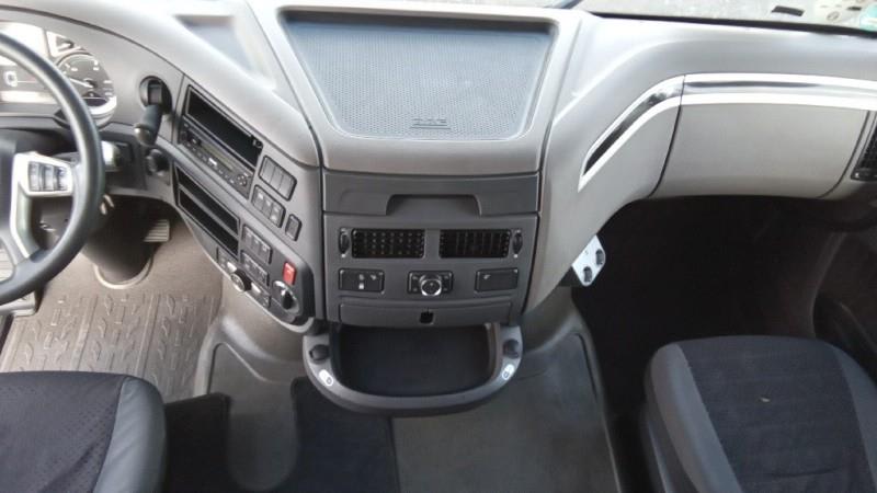 DAF XF 480 FT 4X2 LOW DECK null