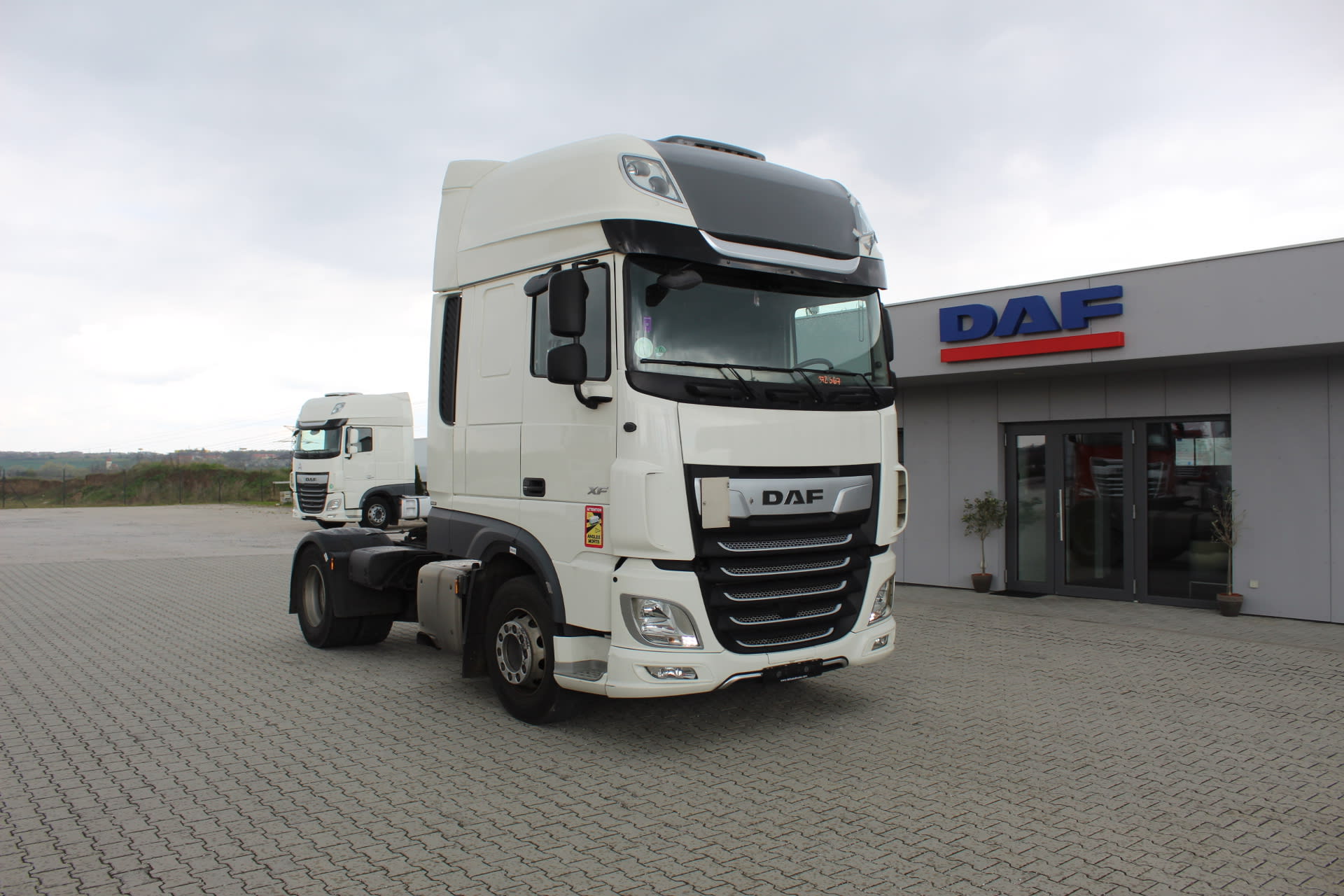 DAF XF 450 FT 4X2 null
