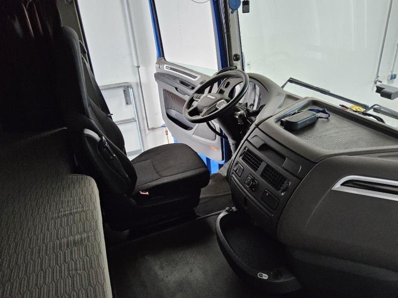 DAF XF 480 FT 4X2 LOW DECK null