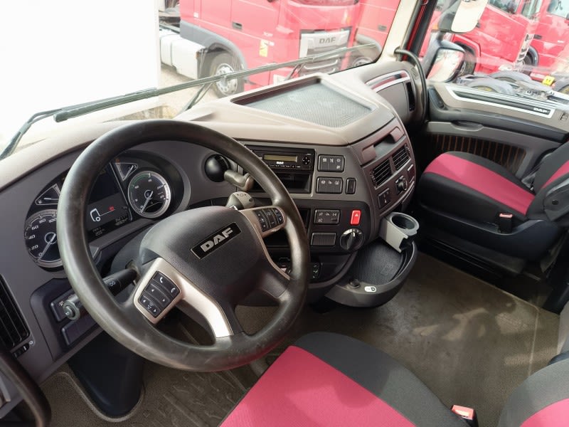 DAF XF 480 FT 4X2 LOW DECK null