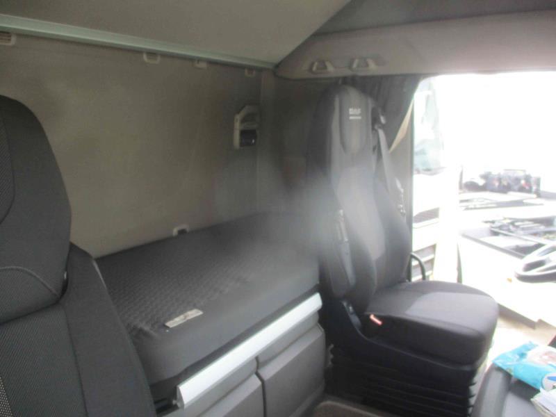 DAF XFn 480 FT 4X2 LOW DECK null