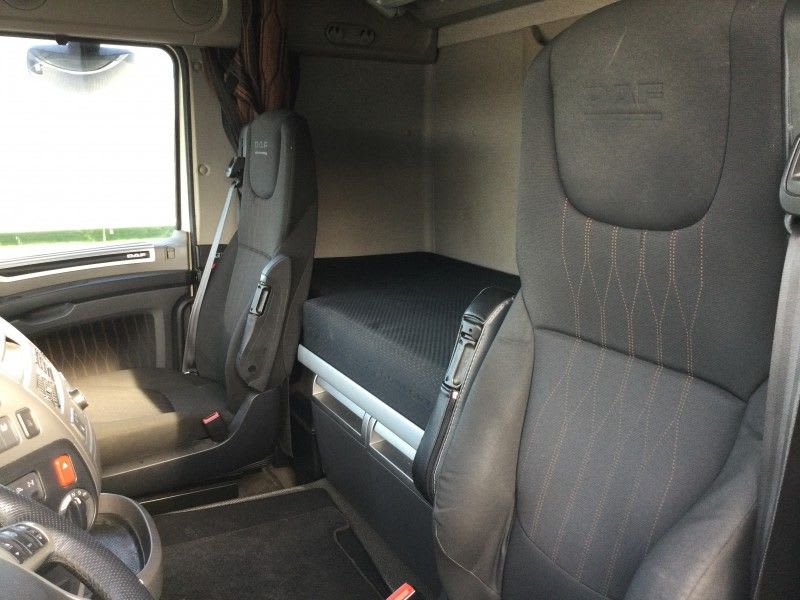 DAF XF 480 FT 4X2 LOW DECK null