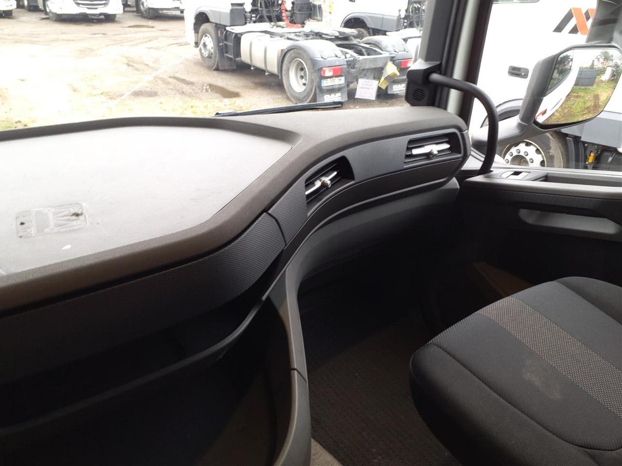 DAF XFn 480 FT 4X2 null