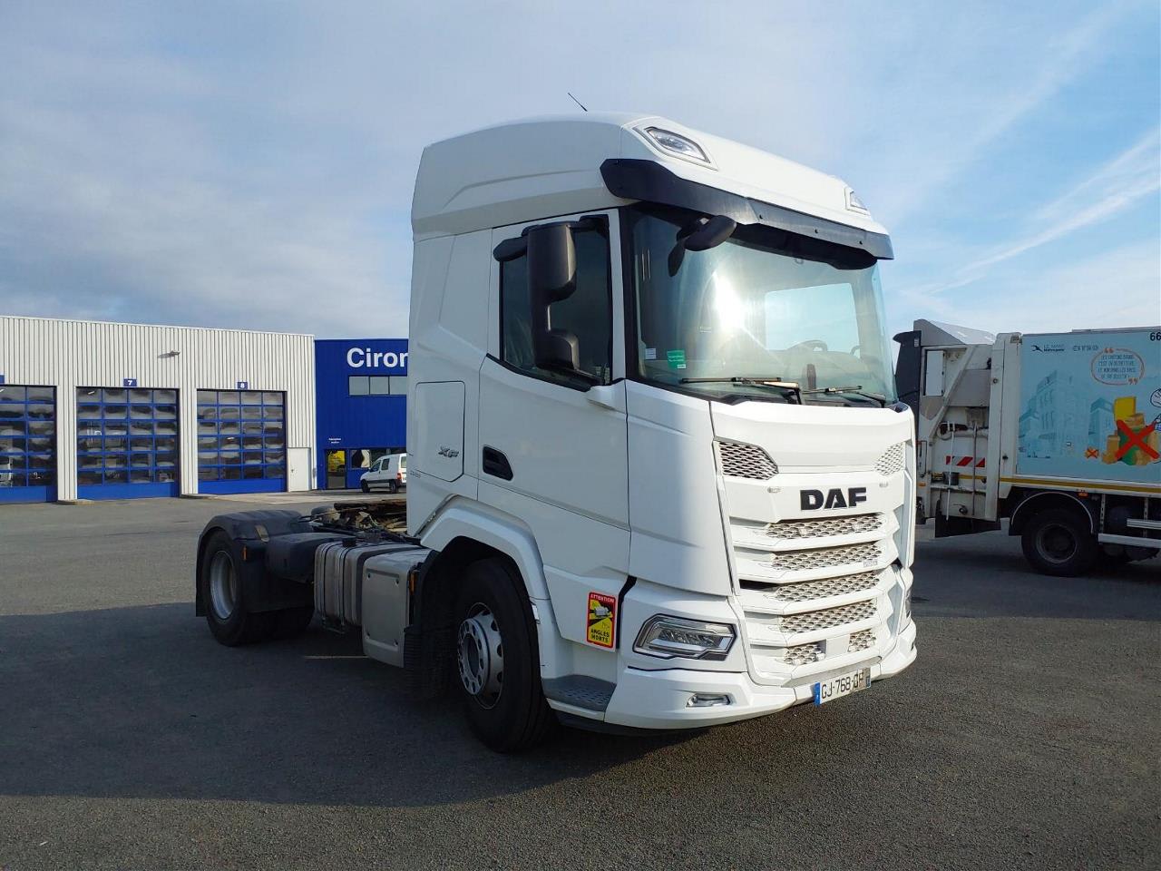 DAF XFn 530 FT 4X2 null