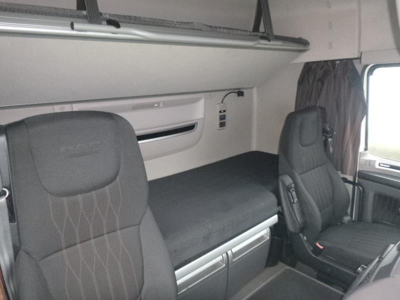 DAF XF 480 FTP 6X2 P null