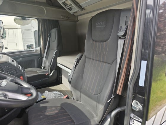 DAF XF 480 FT 4X2 LOW DECK null