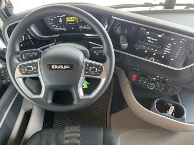 DAF XG 480 FT 4X2 LOW DECK null