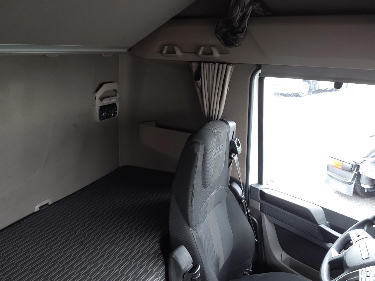 DAF XFn 530 FT 4X2 null