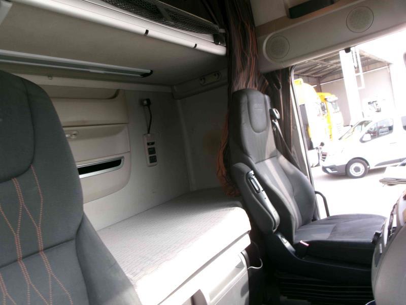 DAF XF 480 FT 4X2 LOW DECK null