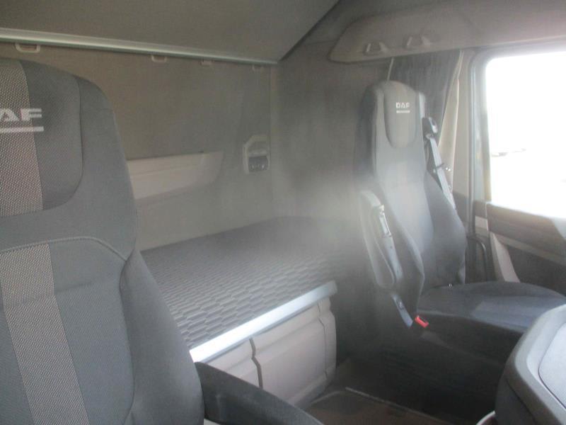 DAF XG 480 FT 4X2 LOW DECK null