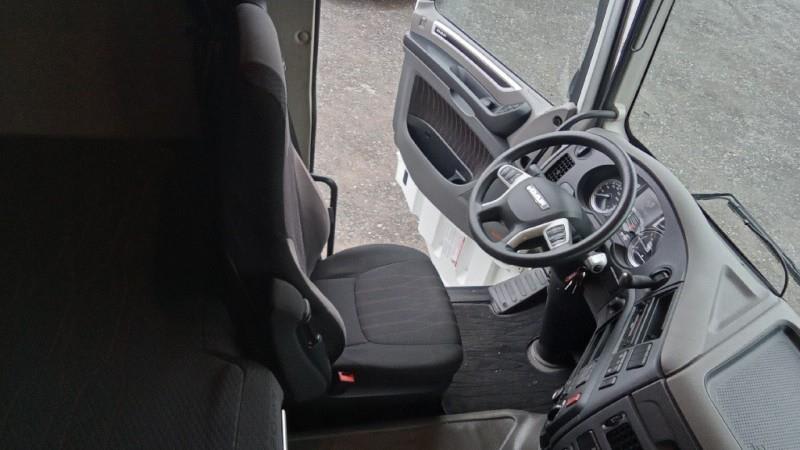 DAF XF 480 FT 4X2 LOW DECK null