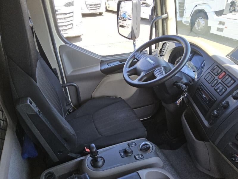 DAF LF 210 FA 4X2 null