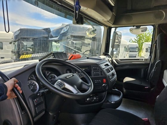 DAF XF 480 FT 4X2 LOW DECK null