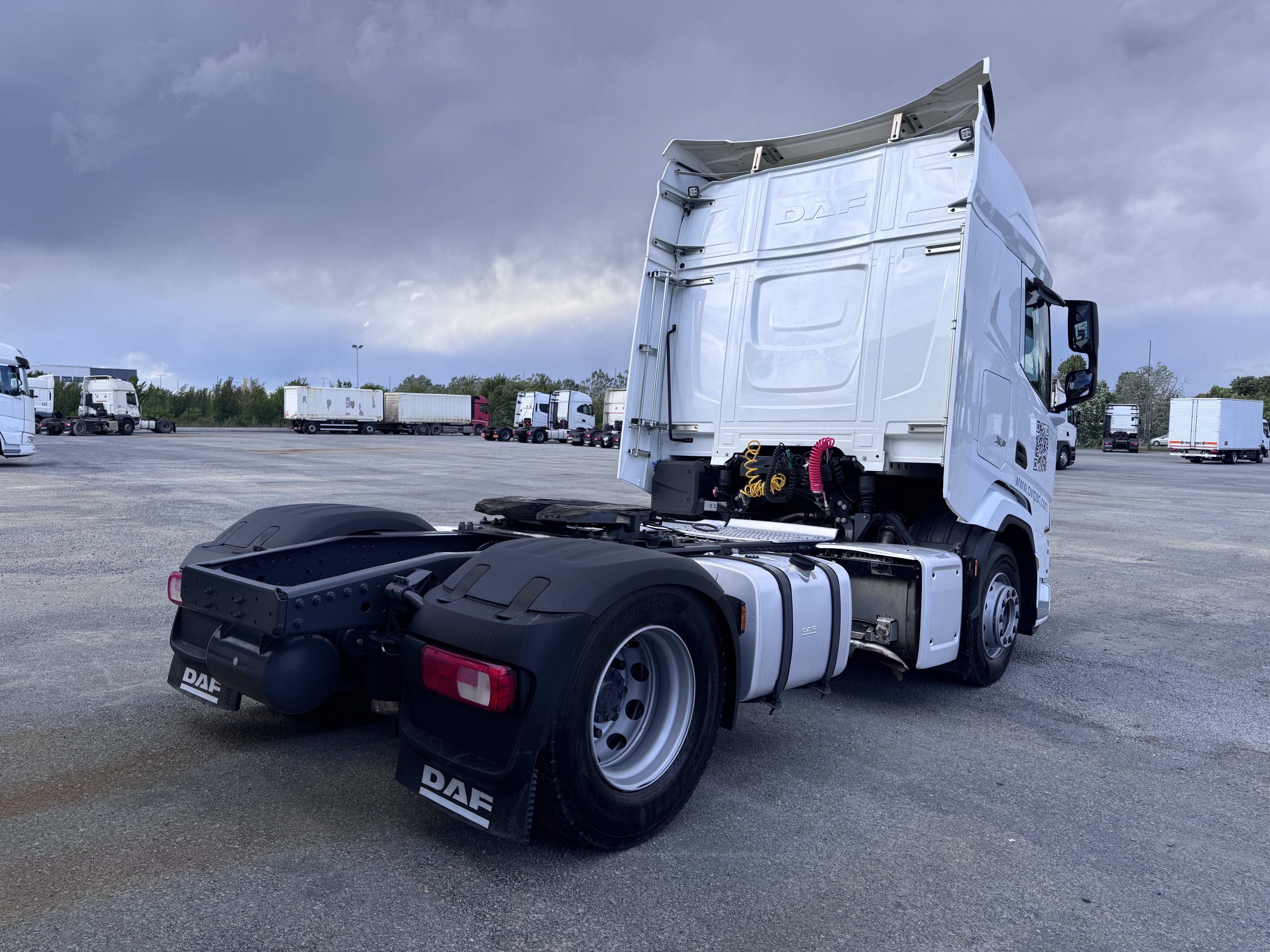 DAF XFn 530 FT 4X2 null