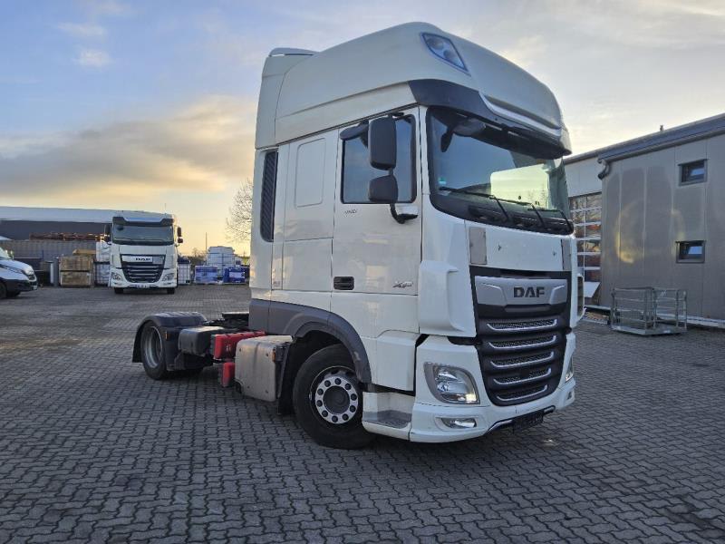 DAF XF 480 FT 4X2 LOW DECK null