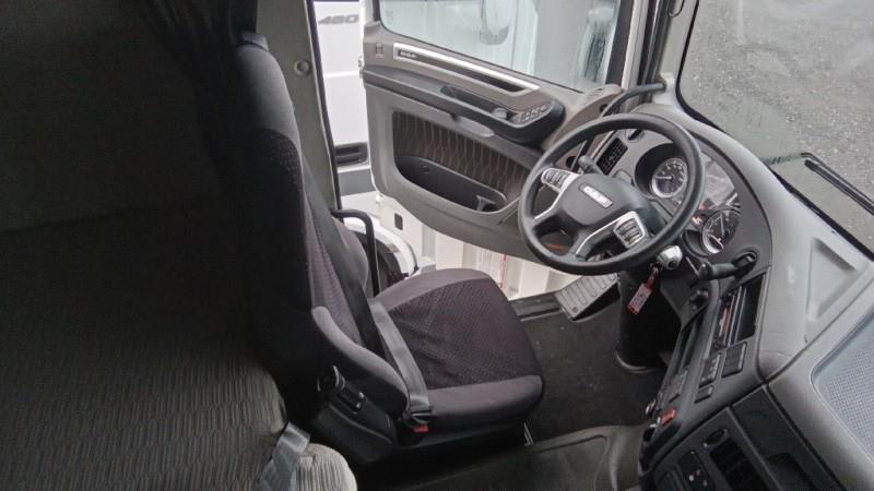 DAF XF 480 FT 4X2 LOW DECK null