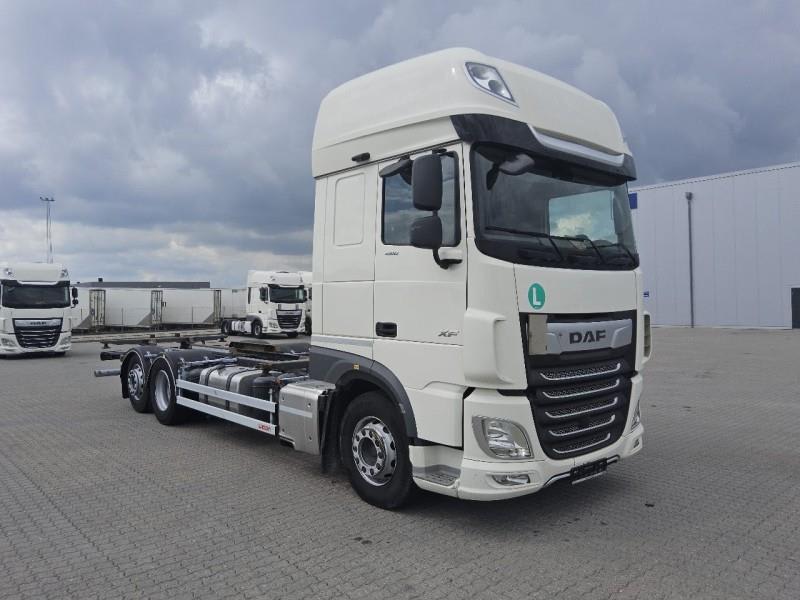 DAF XF 480 FAR 6X2 R null