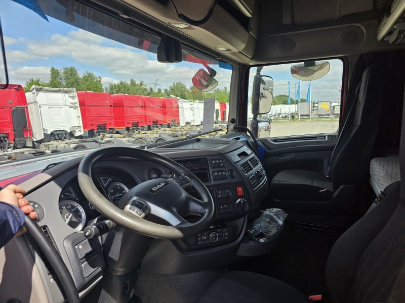 DAF XF 480 FAR 6X2 R null