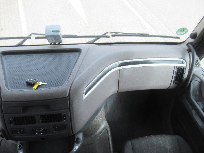 DAF XF 480 FAN 6X2 N LOW DECK null