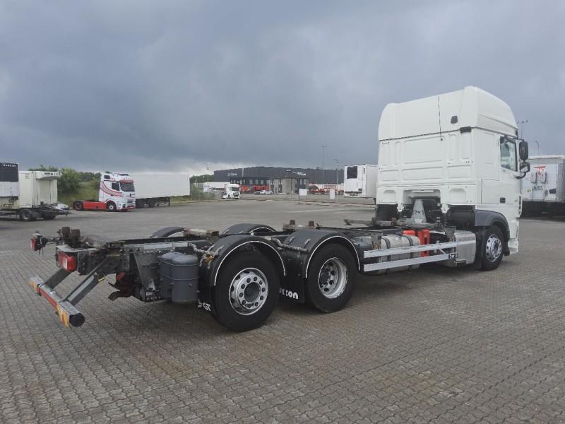DAF XF 480 FAR 6X2 R null