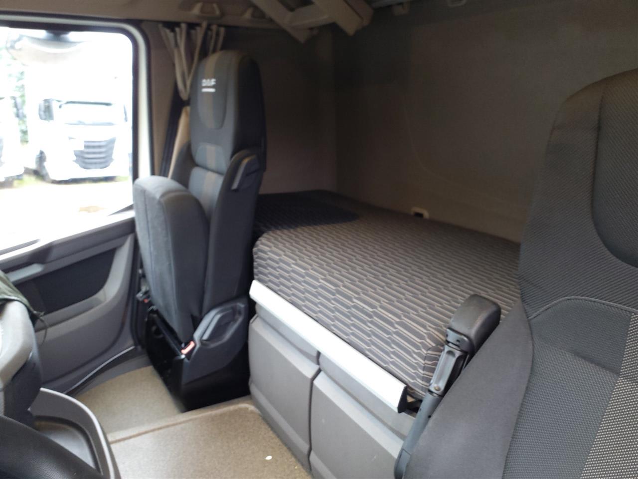 DAF XFn 480 FT 4X2 null