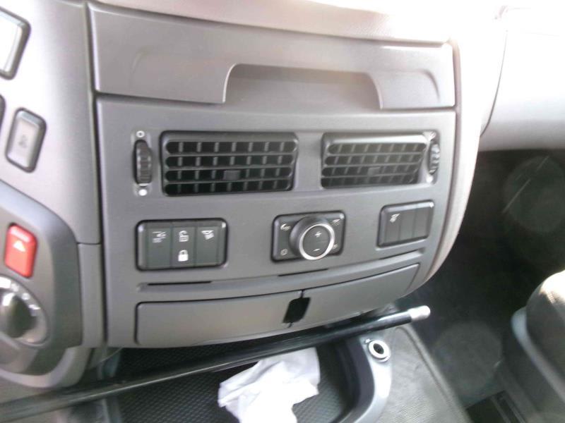 DAF XF 480 FT 4X2 LOW DECK null