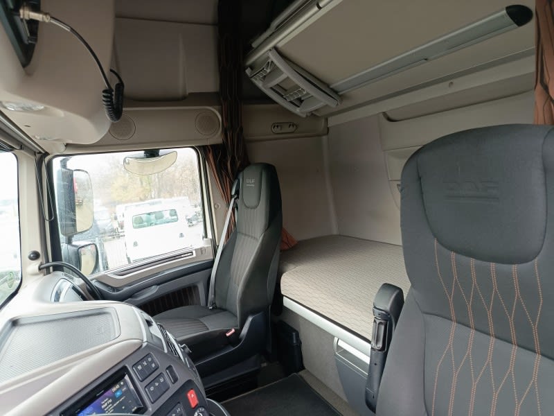 DAF XF 480 FT 4X2 LOW DECK null